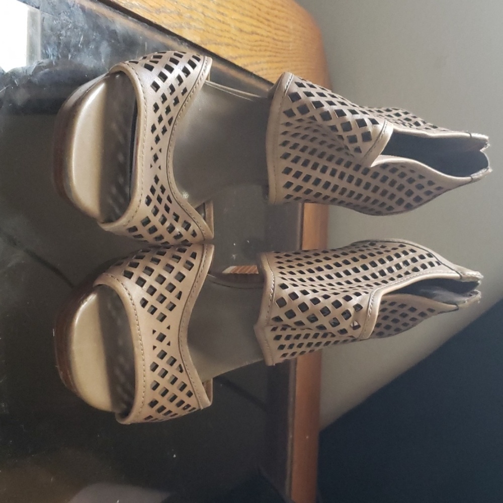 Franco Sarto heels